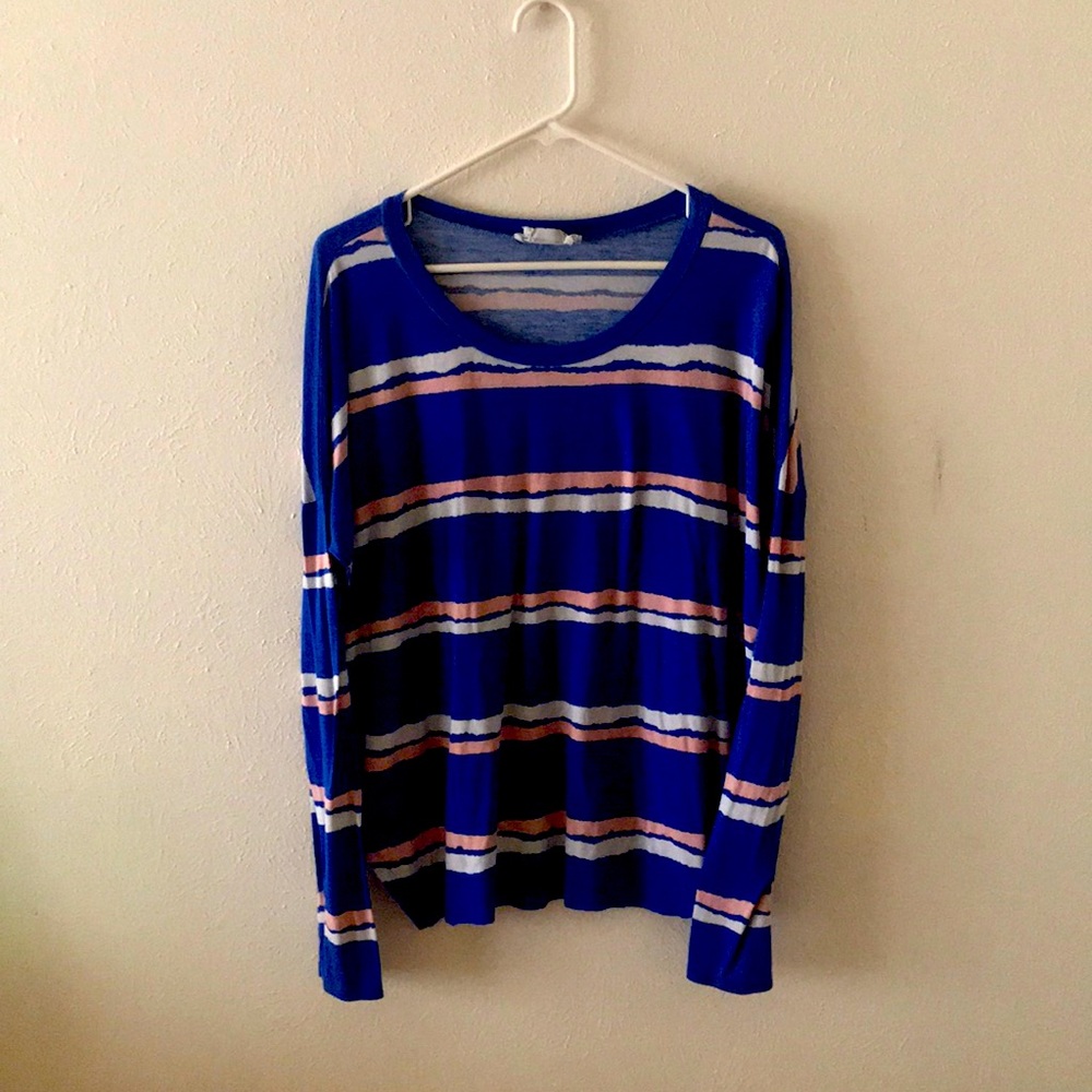 Pink white blue long sleeve soft shirt